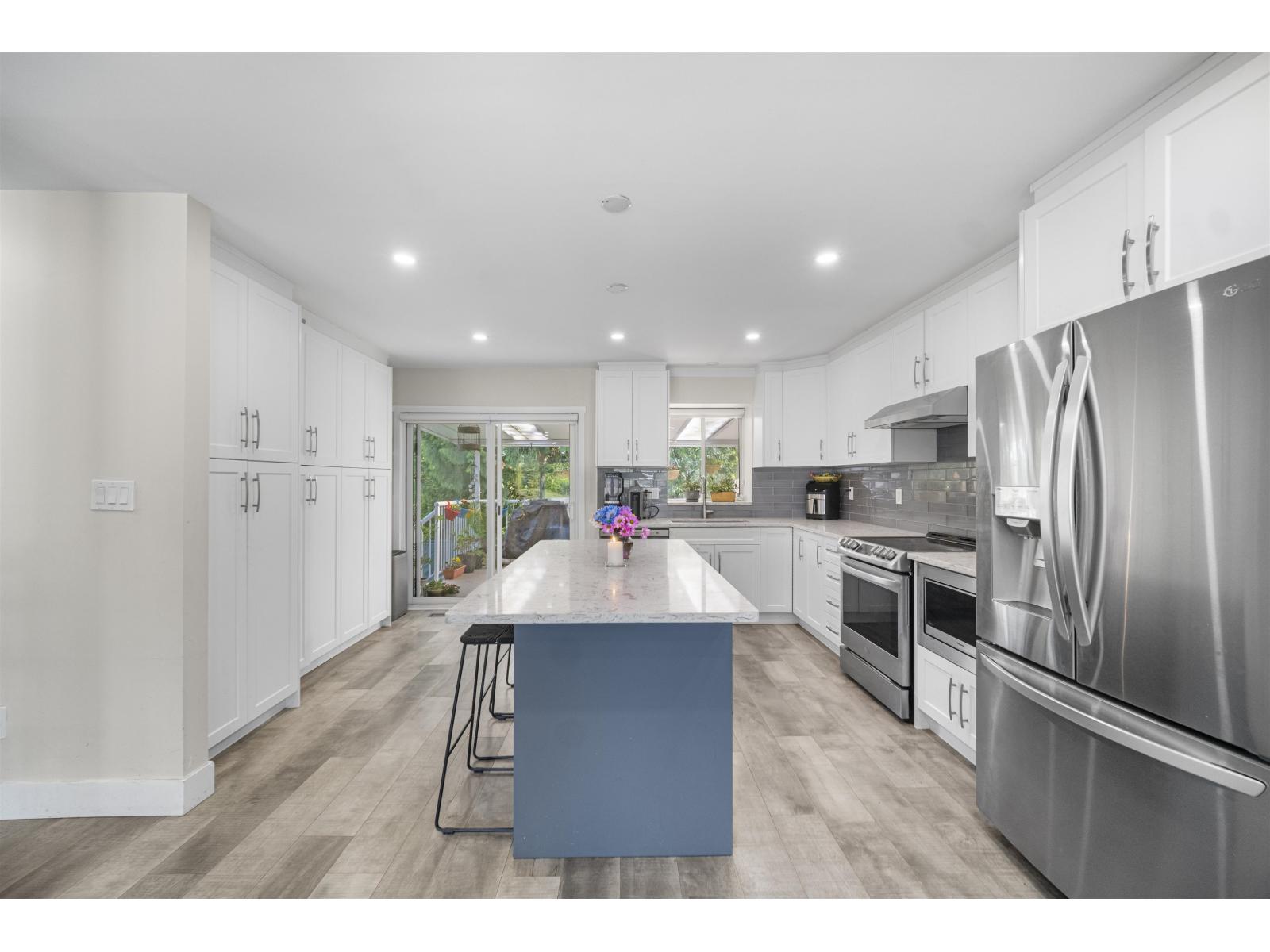 Photo 9 of 5258 197 Street, Langley BC