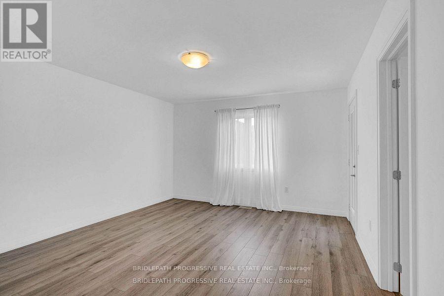 Photo 20 of 22 Alaskan Heights, Barrie ON
