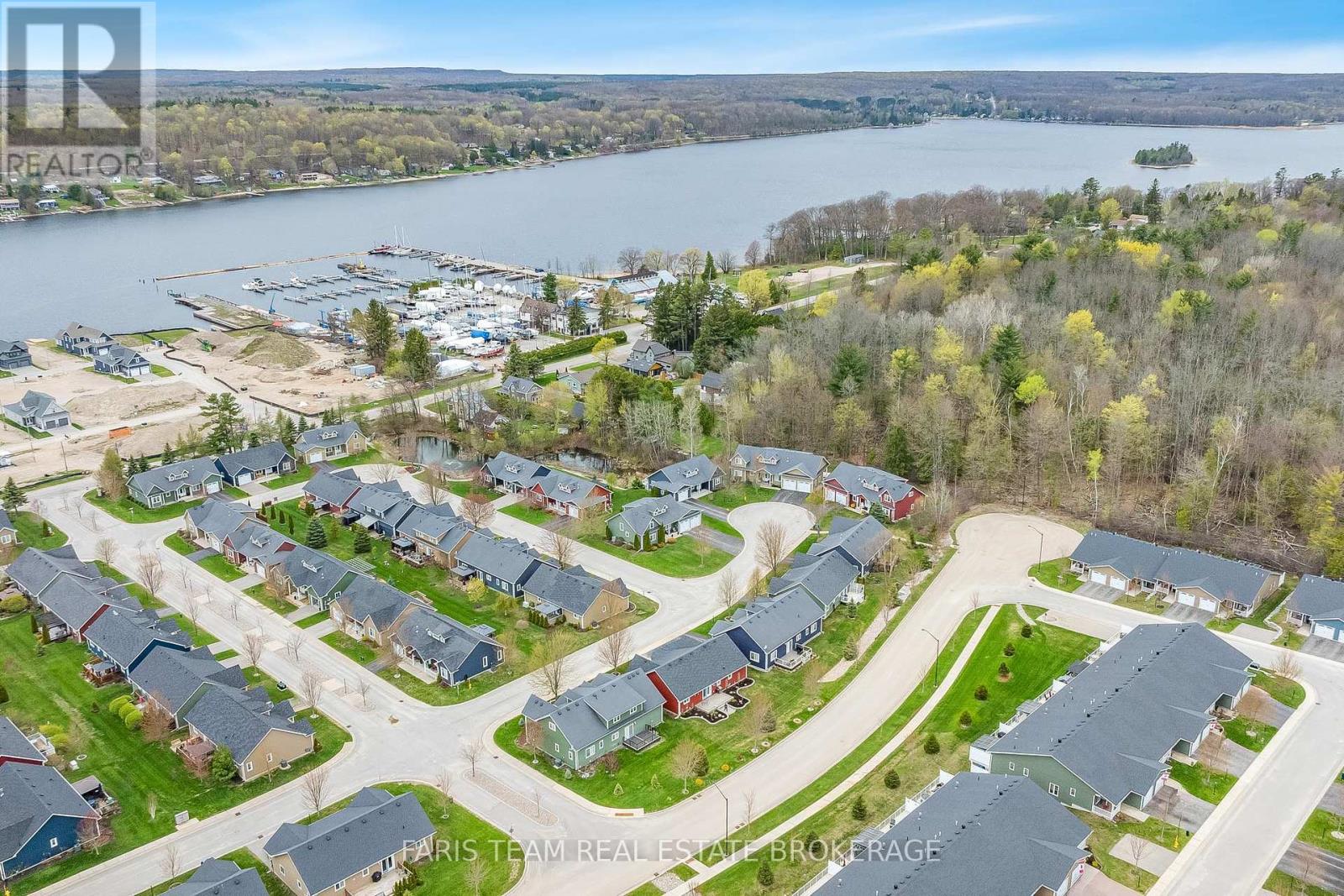 Photo 24 of 1 Gidley Court, Penetanguishene ON