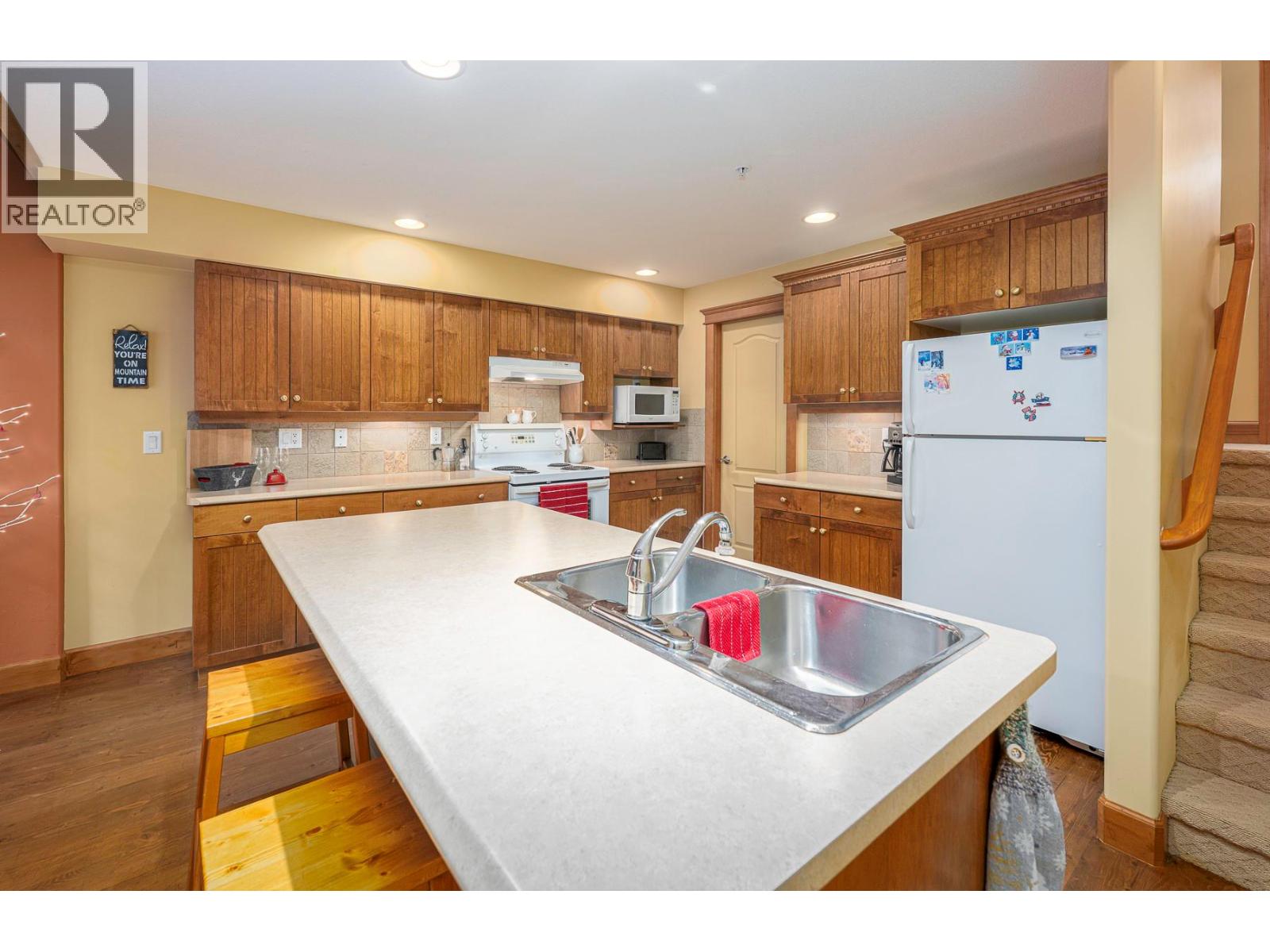 29 7640 Porcupine Road, Big White