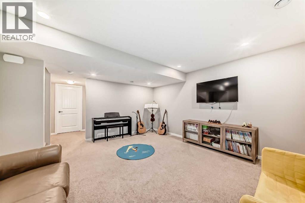Single Family House for Sale in  Legacy Woods Place SE Legacy Calgary 