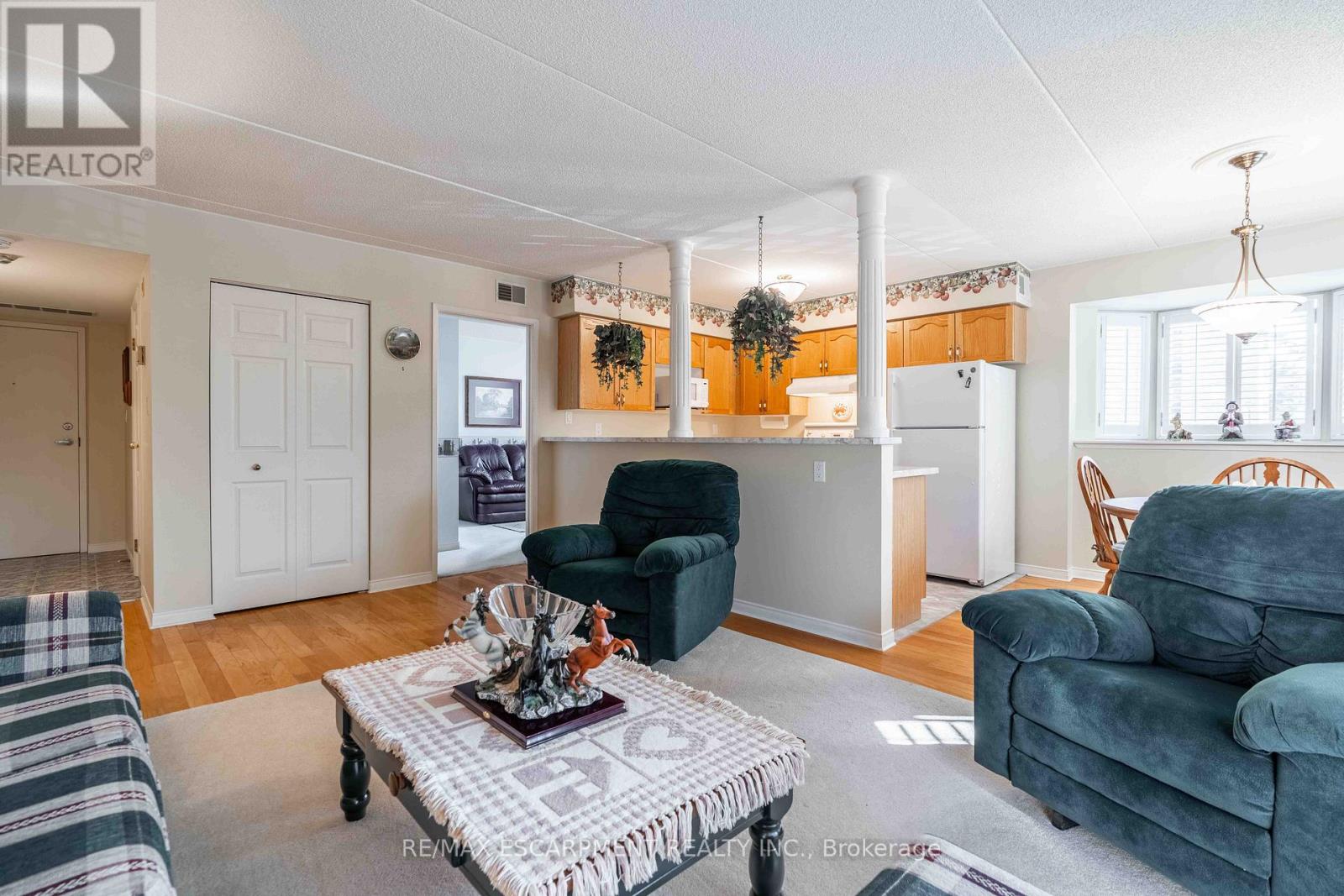 Photo 44 of 102 3499 Upper Middle Road, Burlington ON