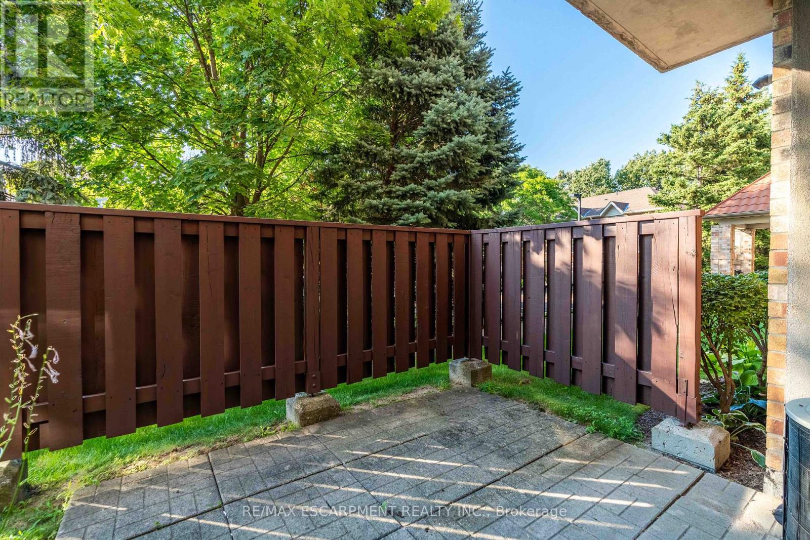 Photo 21 of 102 3499 Upper Middle Road, Burlington ON