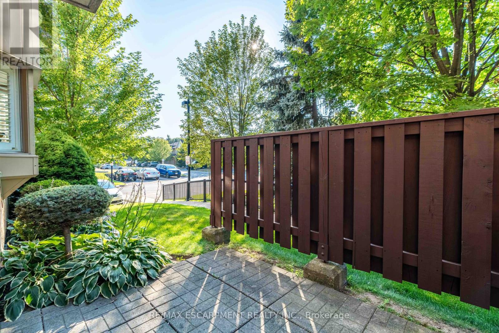 Photo 42 of 102 3499 Upper Middle Road, Burlington ON