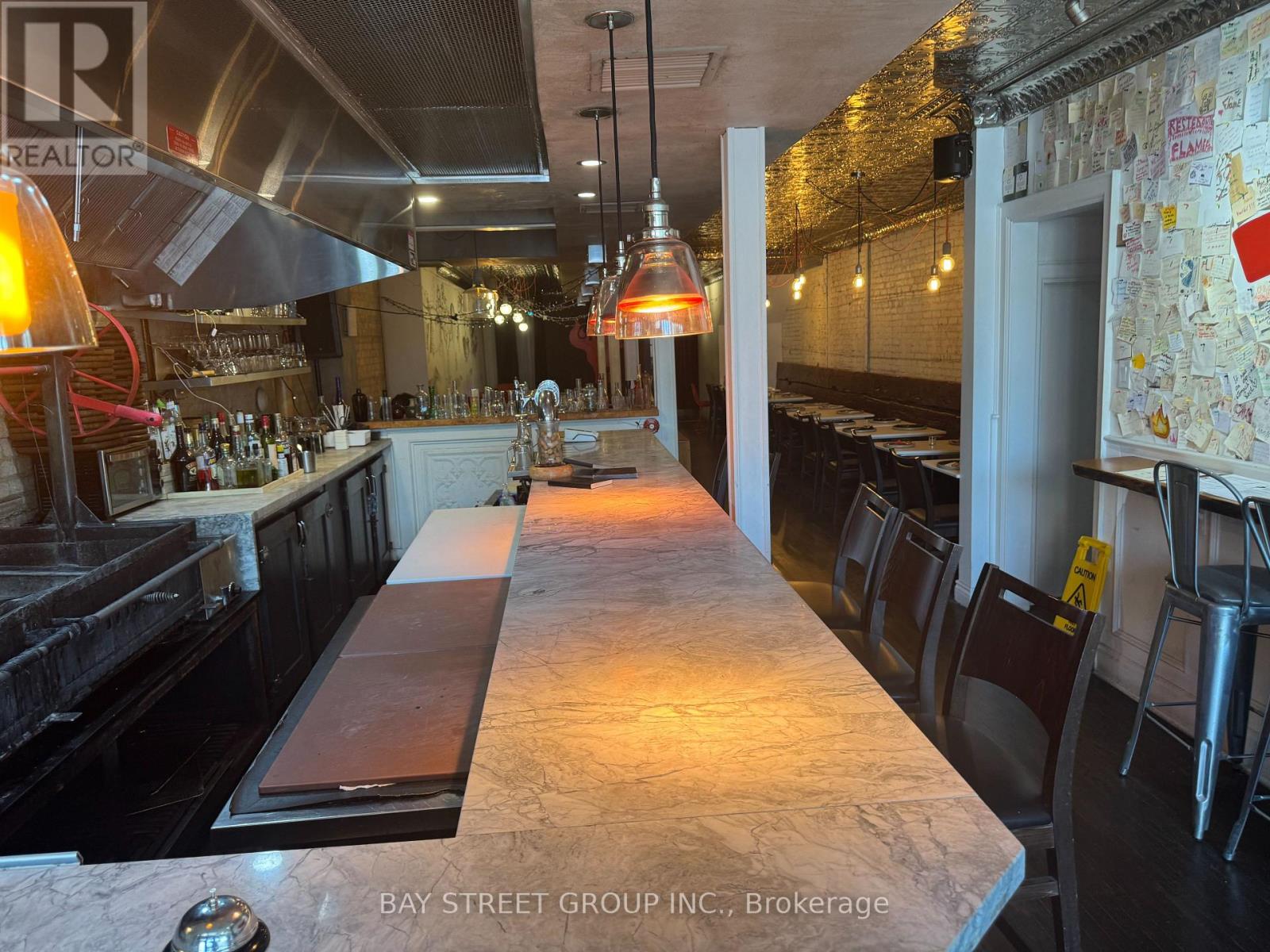 Photo 3 of 2197 Bloor Street W, Toronto ON