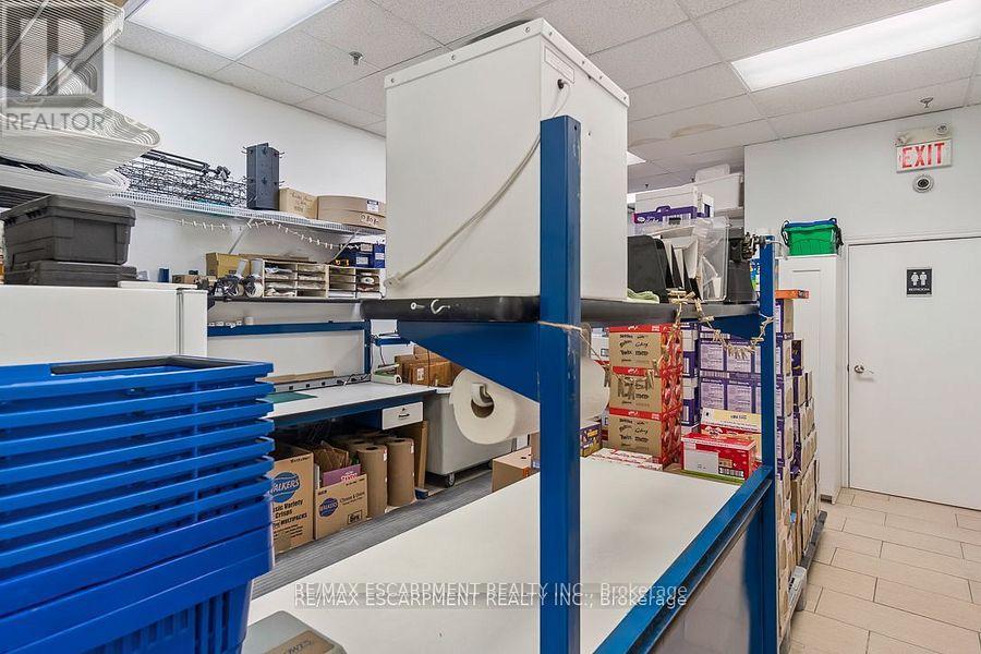 Photo 19 of 2 1248 Dundas Street E, Mississauga ON