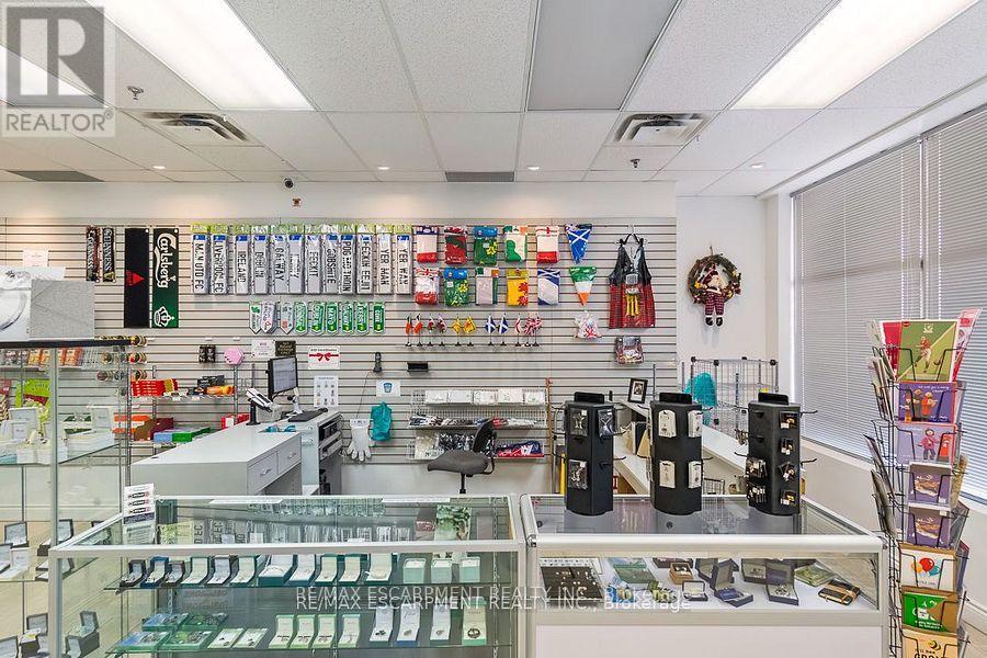 Photo 11 of 2 1248 Dundas Street E, Mississauga ON