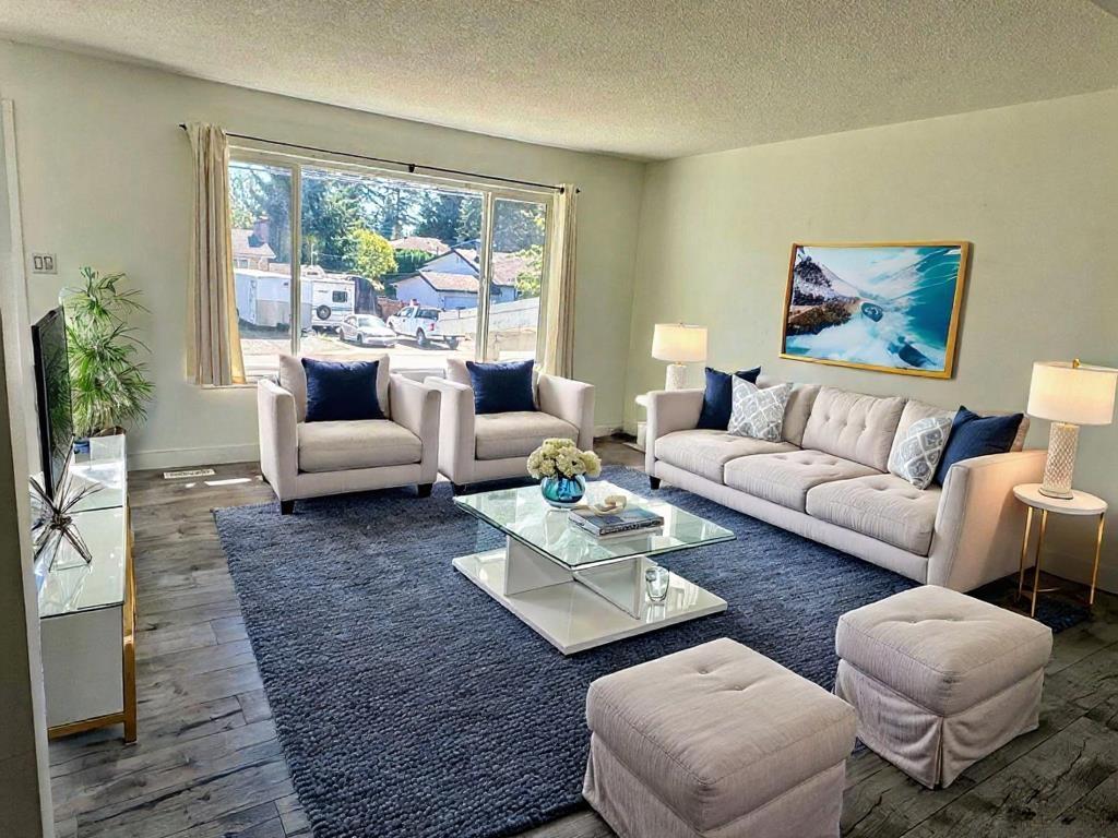 Photo 1 of 34443 York Avenue, Abbotsford BC