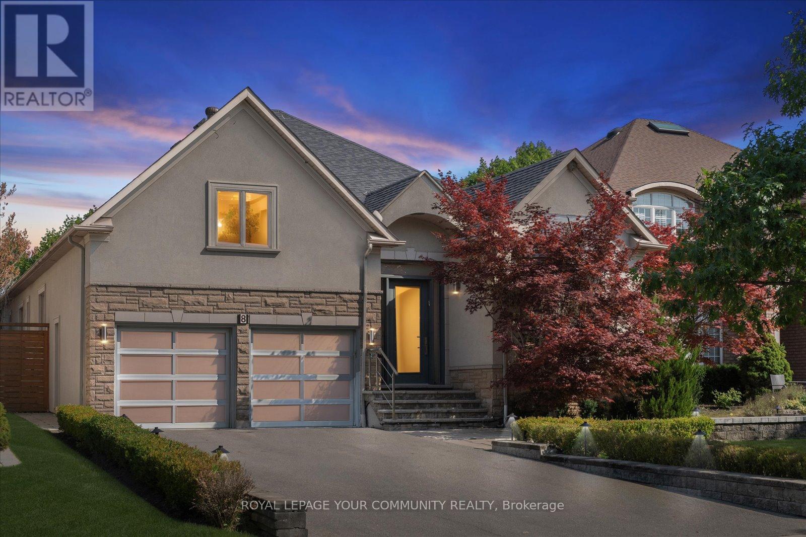 Photo 1 of 8 Winterport Court, Richmond Hill ON