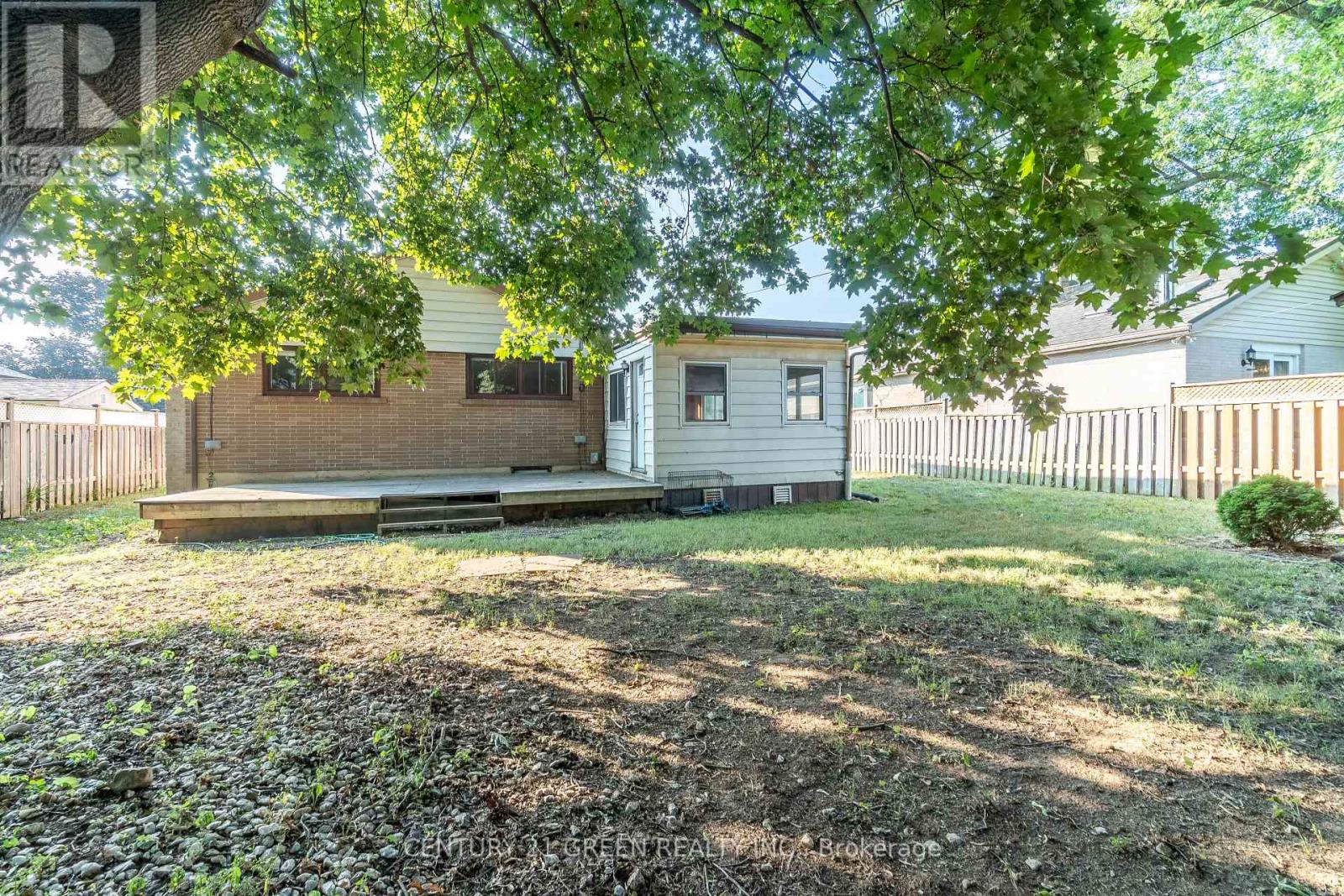 Photo 22 of 1303 Bunnell Drive N, Burlington ON