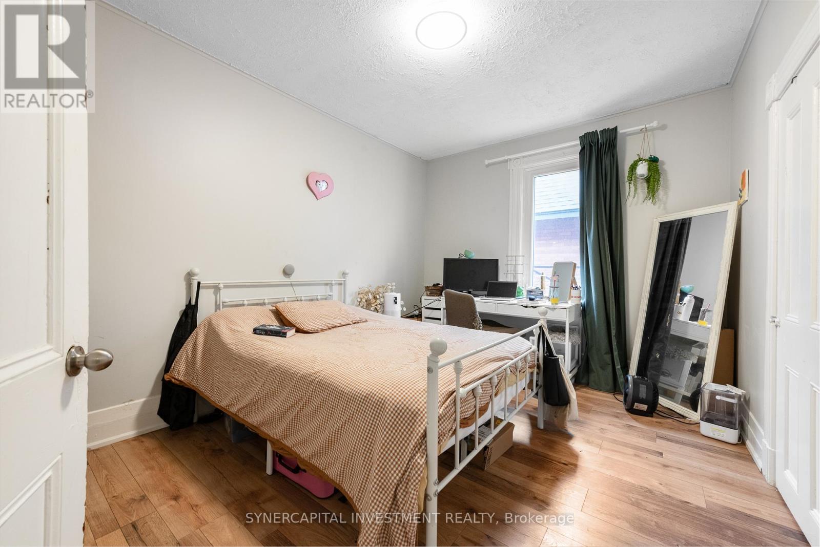 Photo 14 of 323 Catherine Street W, Ottawa ON