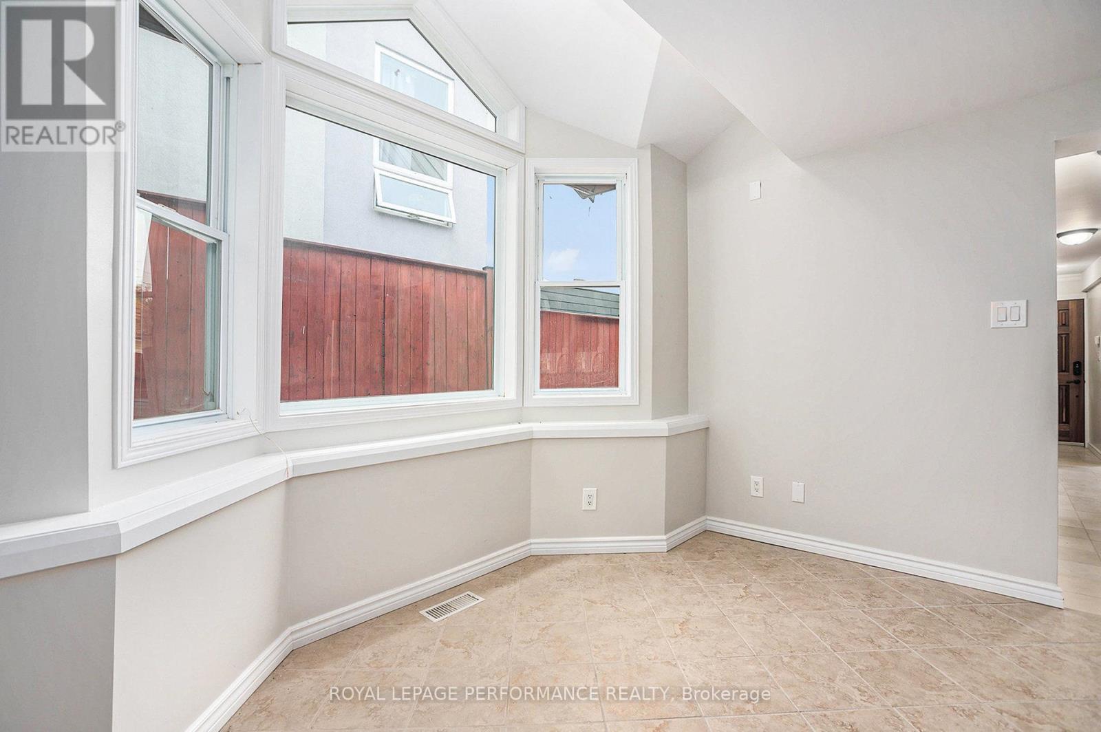 Photo 21 of 20 Perkins Street, Ottawa ON