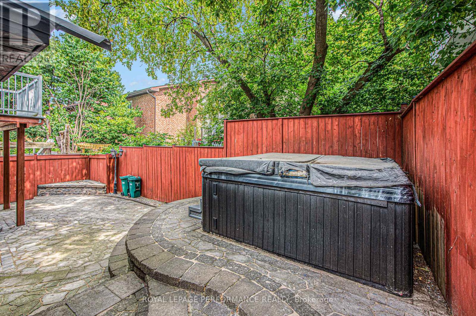 Photo 13 of 20 Perkins Street, Ottawa ON