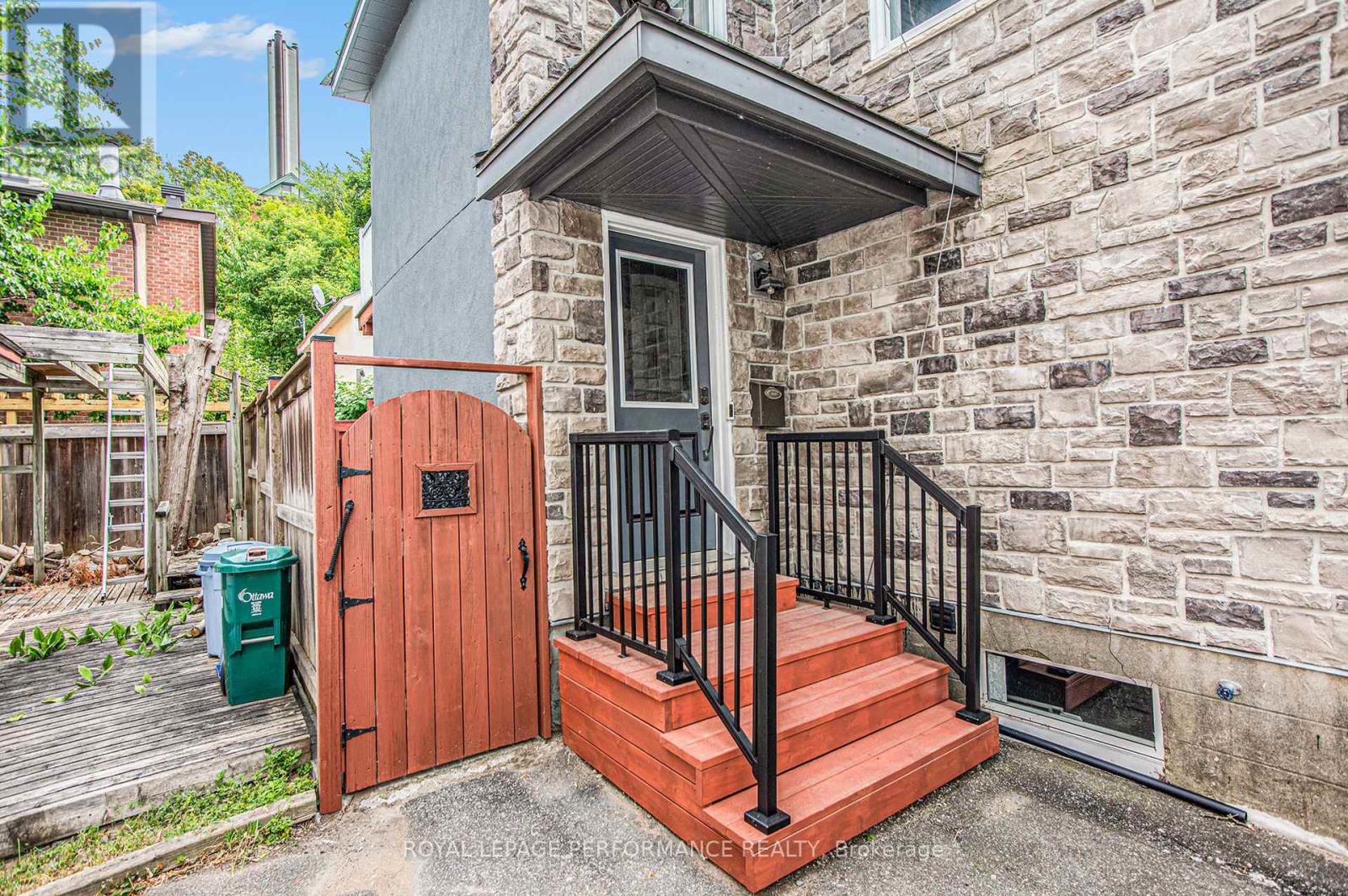 Photo 38 of 20 Perkins Street, Ottawa ON