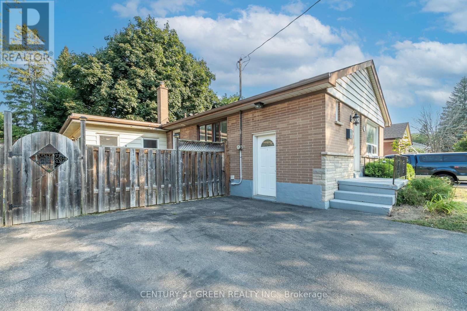 Photo 23 of 1303 Bunnell Drive N, Burlington ON