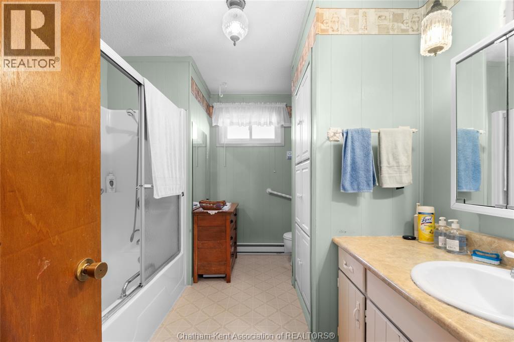 Photo 22 of 22220 Charing Cross Road Unit 52, Chatham ON