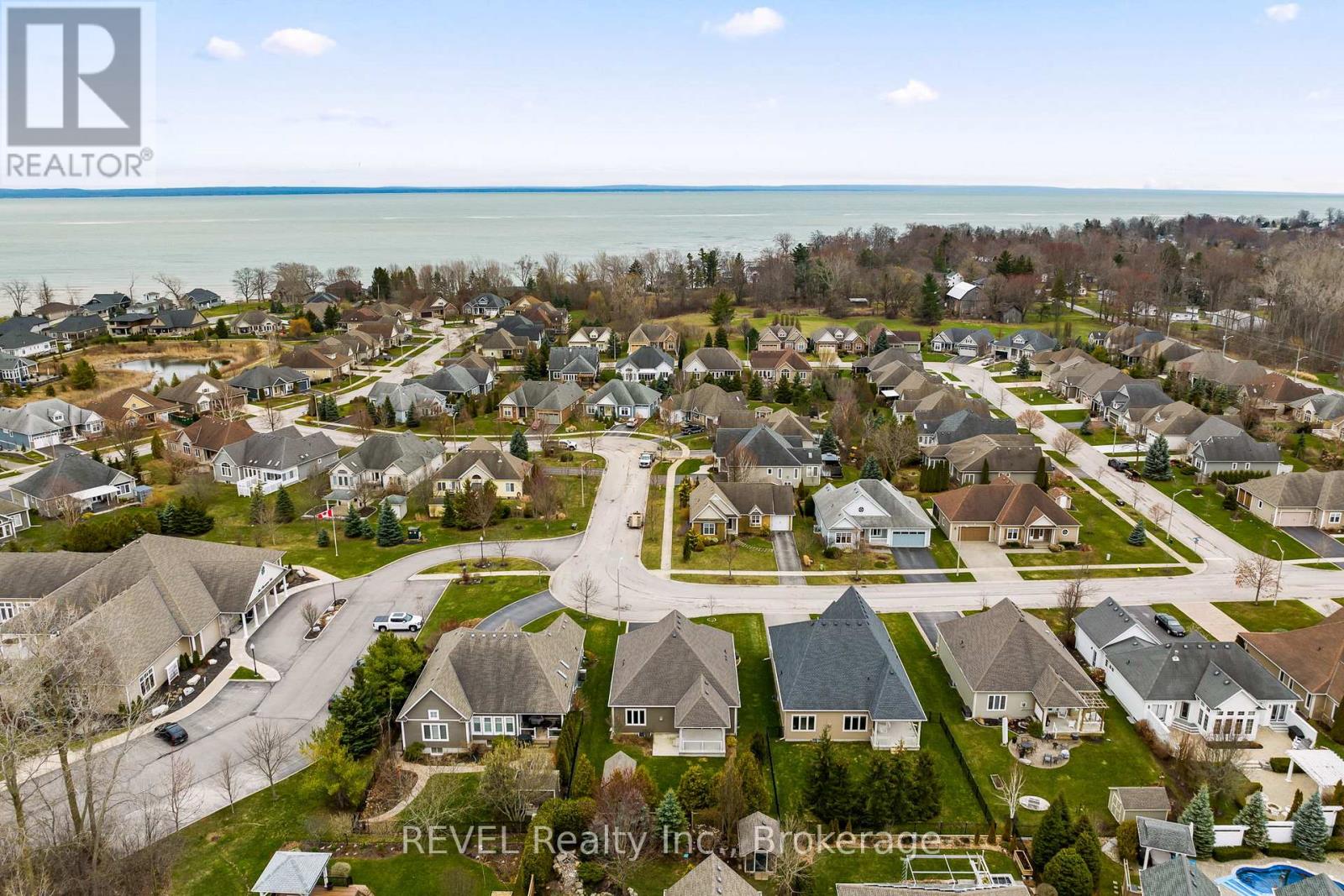 Photo 26 of 3556 Algonquin Drive, Fort Erie ON