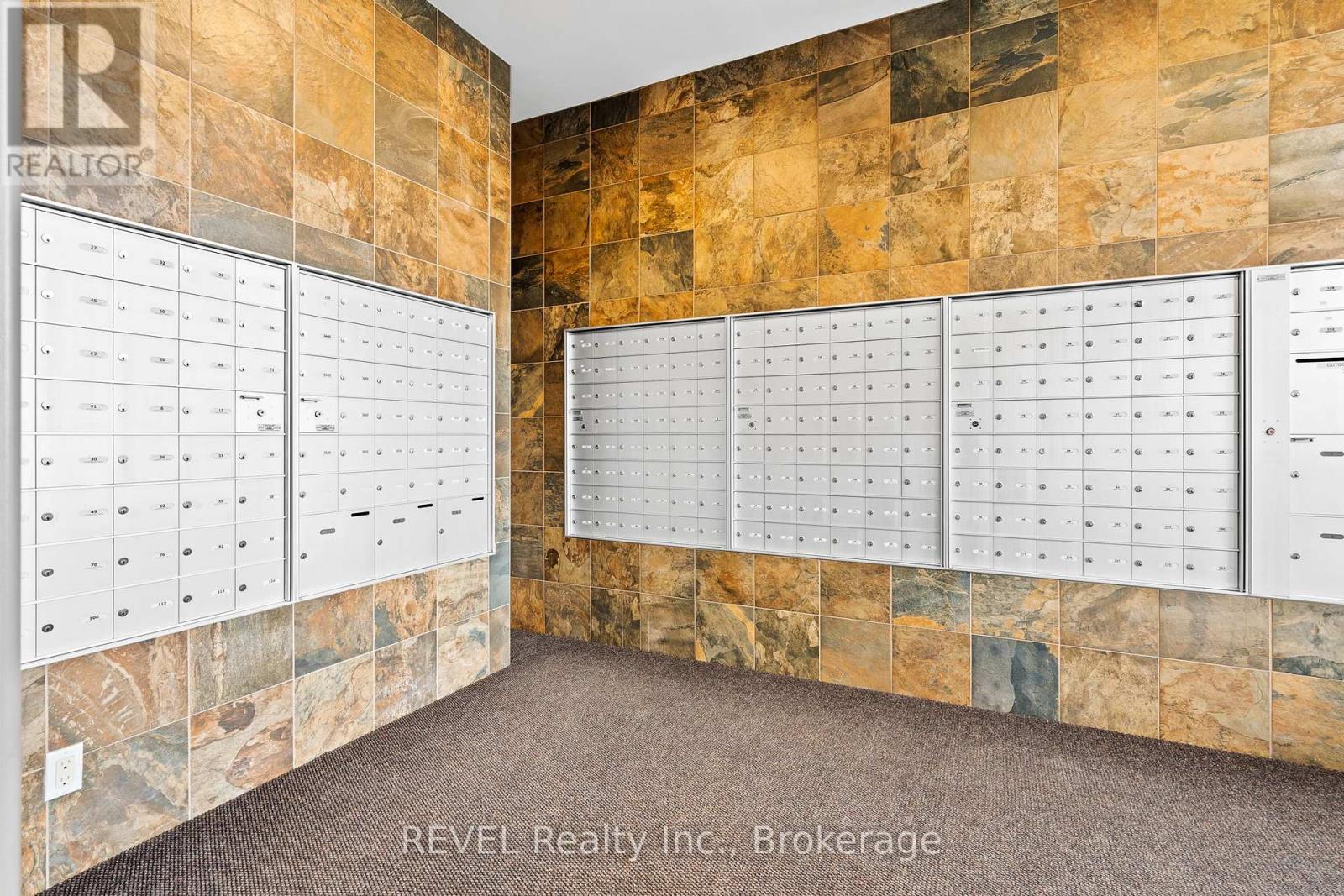 Photo 6 of 3556 Algonquin Drive, Fort Erie ON
