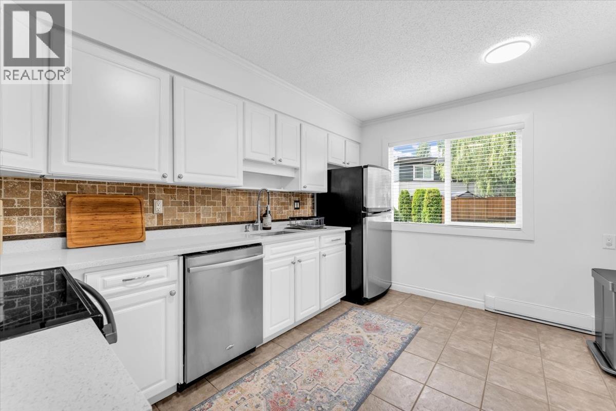 Photo 13 of 47 3211 Springfield Drive, Richmond BC