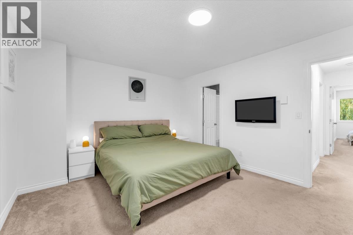 Photo 17 of 47 3211 Springfield Drive, Richmond BC