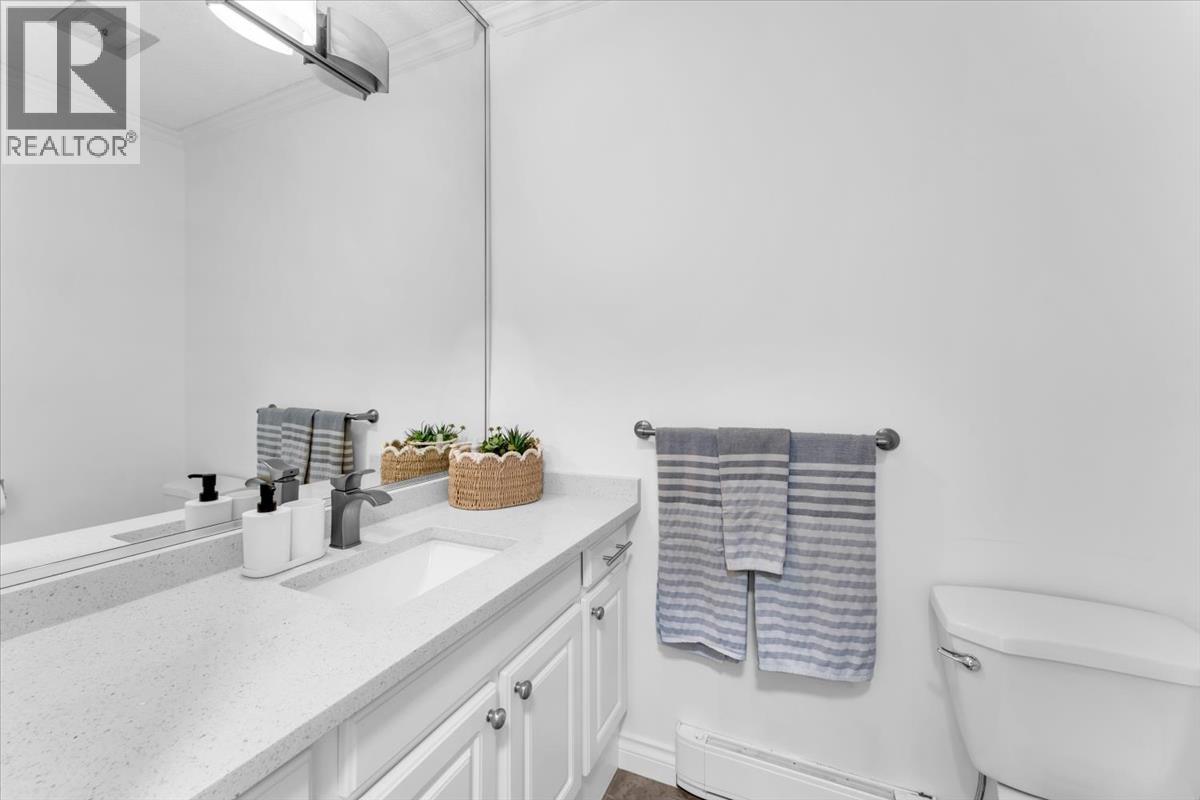 Photo 22 of 47 3211 Springfield Drive, Richmond BC