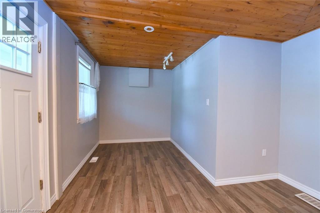 Photo 12 of 120 Clara Street, Thorold ON