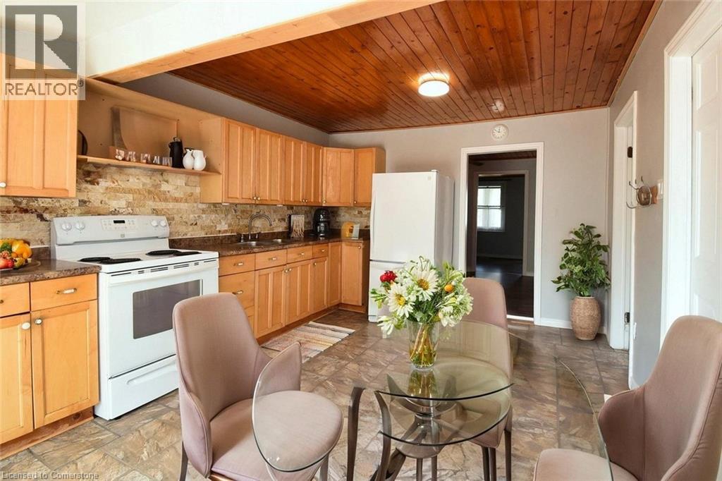 Photo 27 of 120 Clara Street, Thorold ON