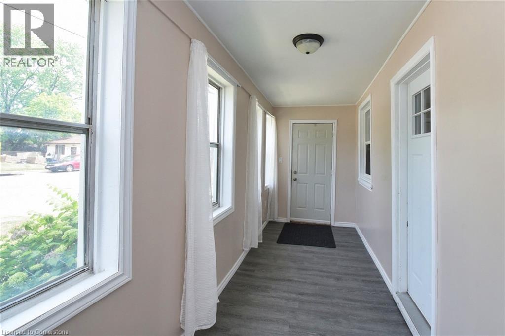 Photo 47 of 120 Clara Street, Thorold ON