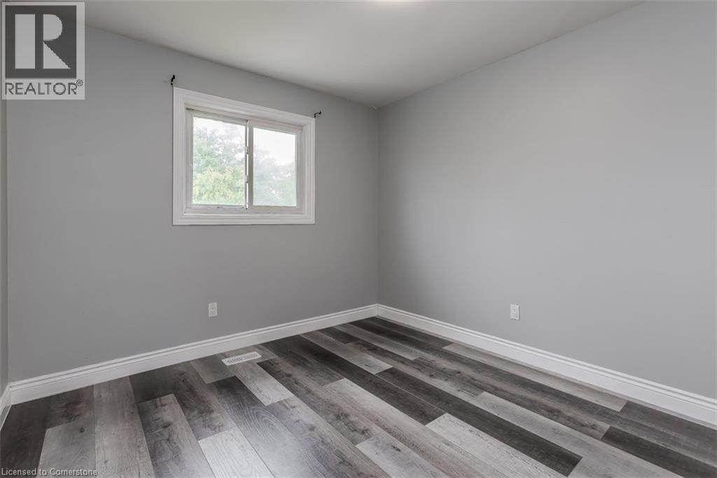 Photo 6 of 2458 Martin Court, Burlington ON