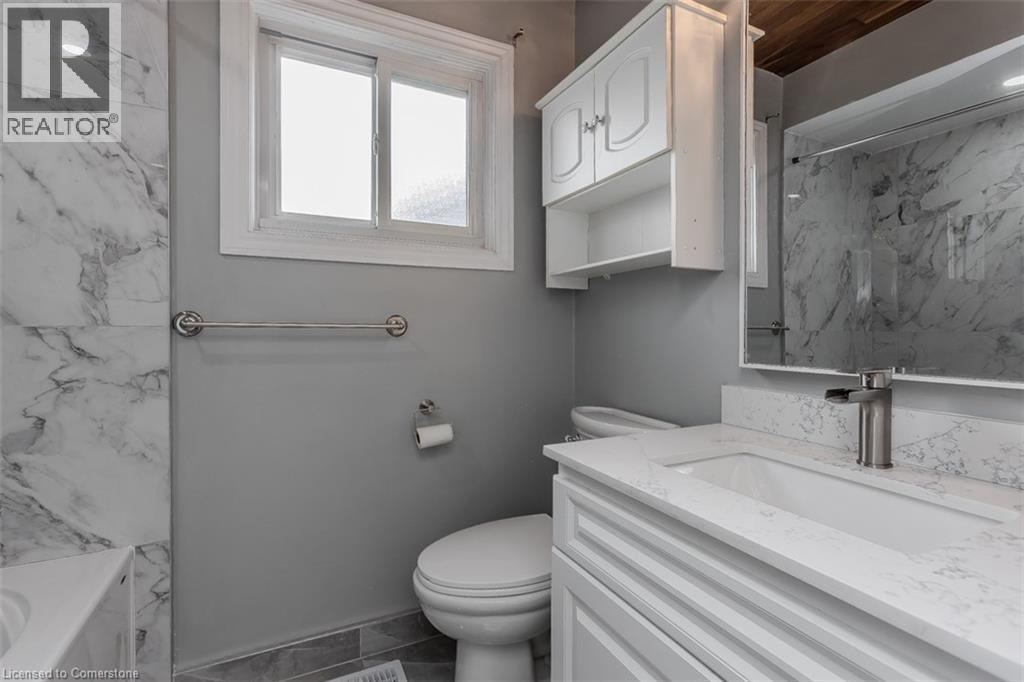 Photo 14 of 2458 Martin Court, Burlington ON