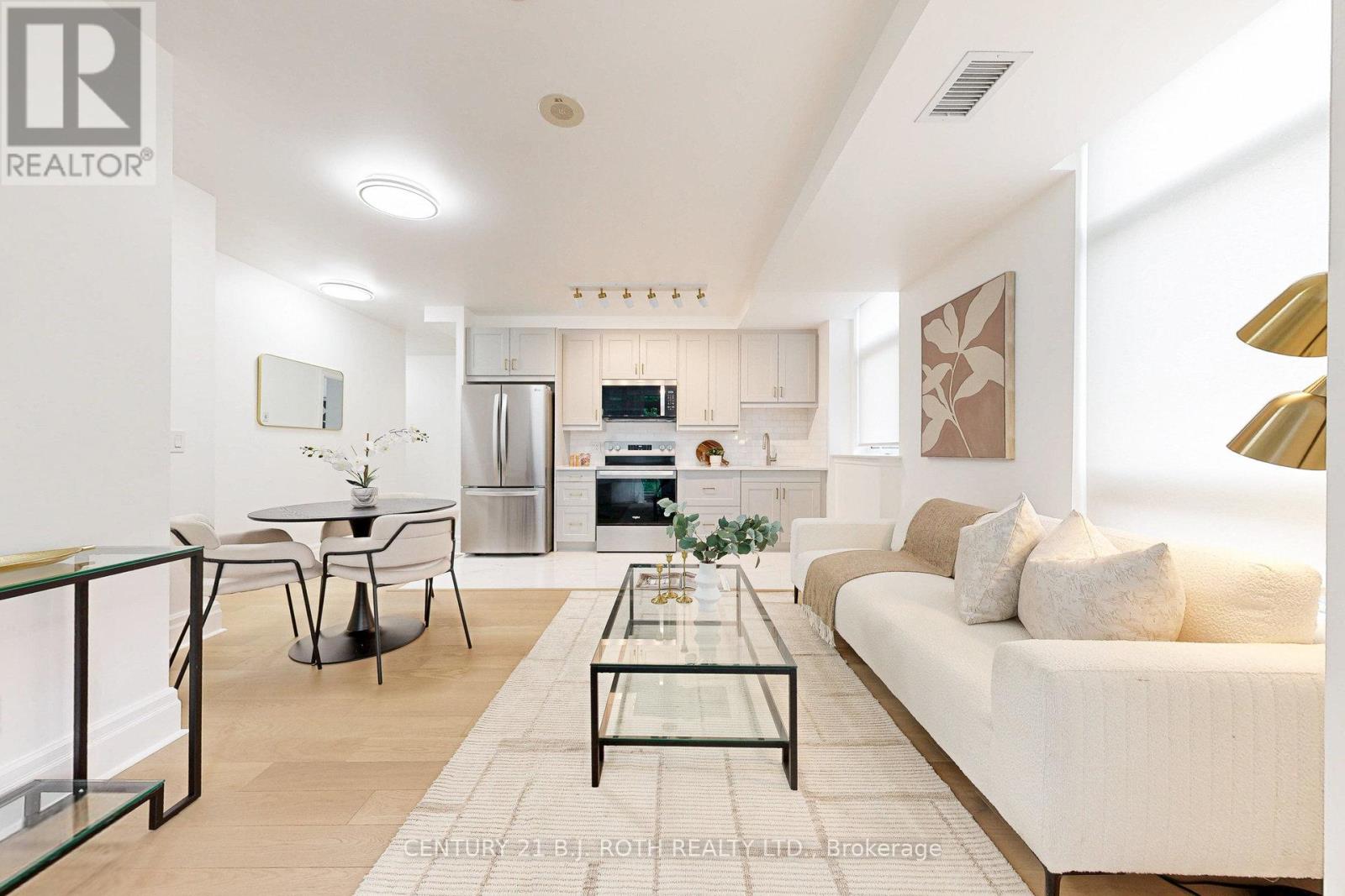 Photo 1 of 318 1135 Royal York Road, Toronto ON