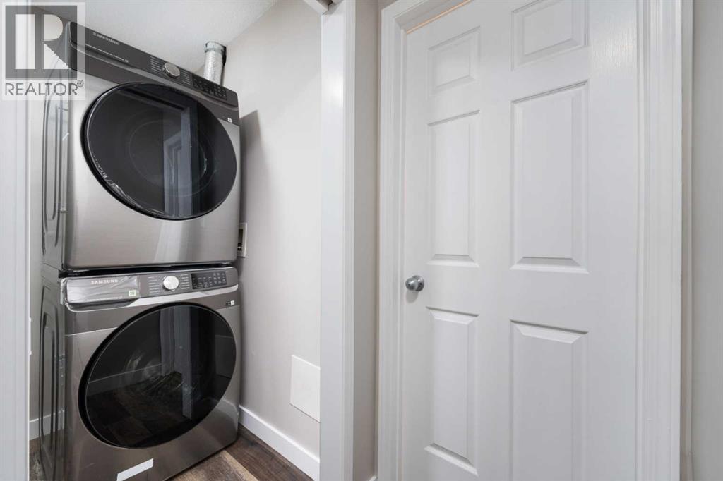 Single Family House for Sale in   Shawville Way SE Shawnessy Calgary 