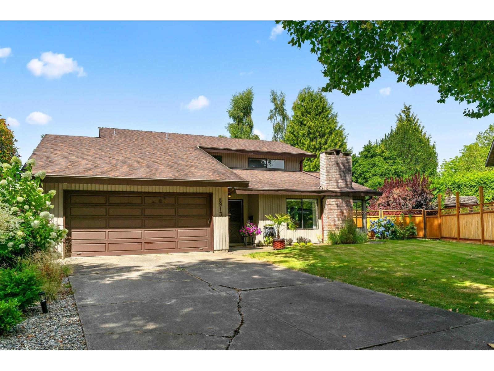 Photo 1 of 8913 Jedburgh Place, Surrey BC