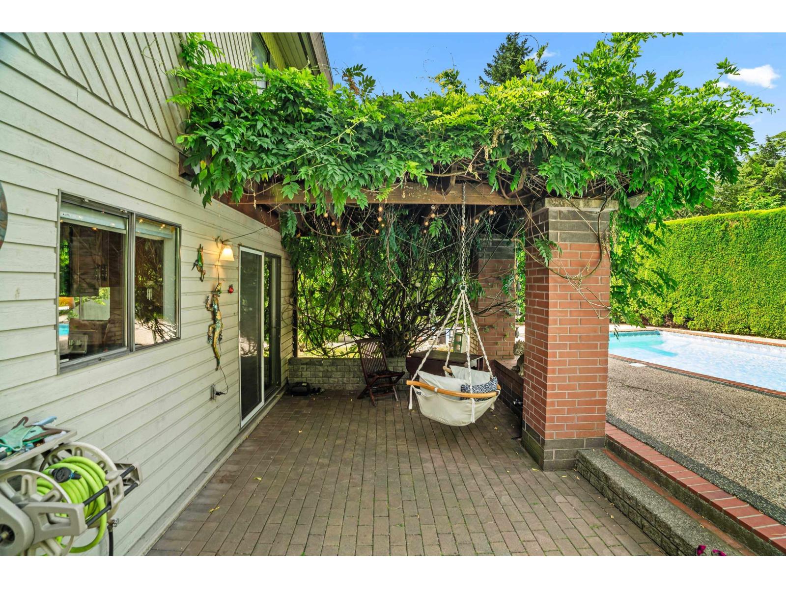 Photo 24 of 8913 Jedburgh Place, Surrey BC