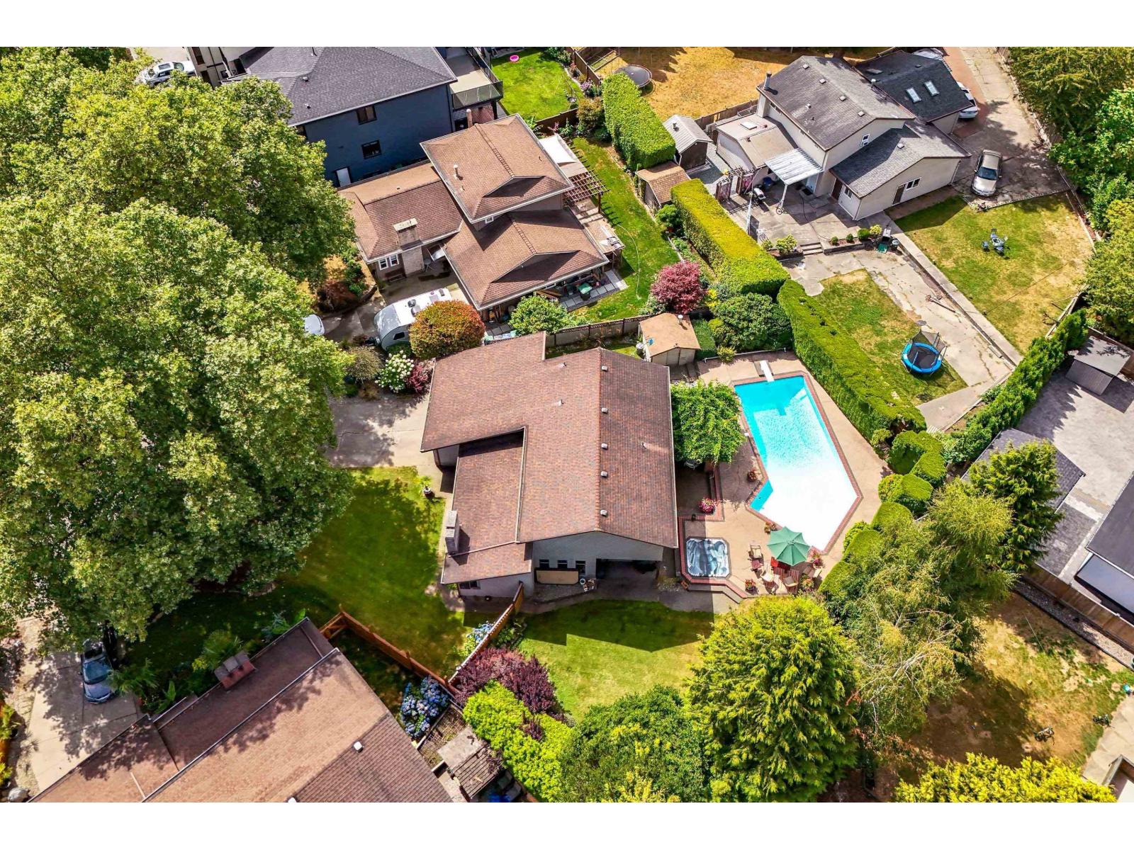 Photo 30 of 8913 Jedburgh Place, Surrey BC
