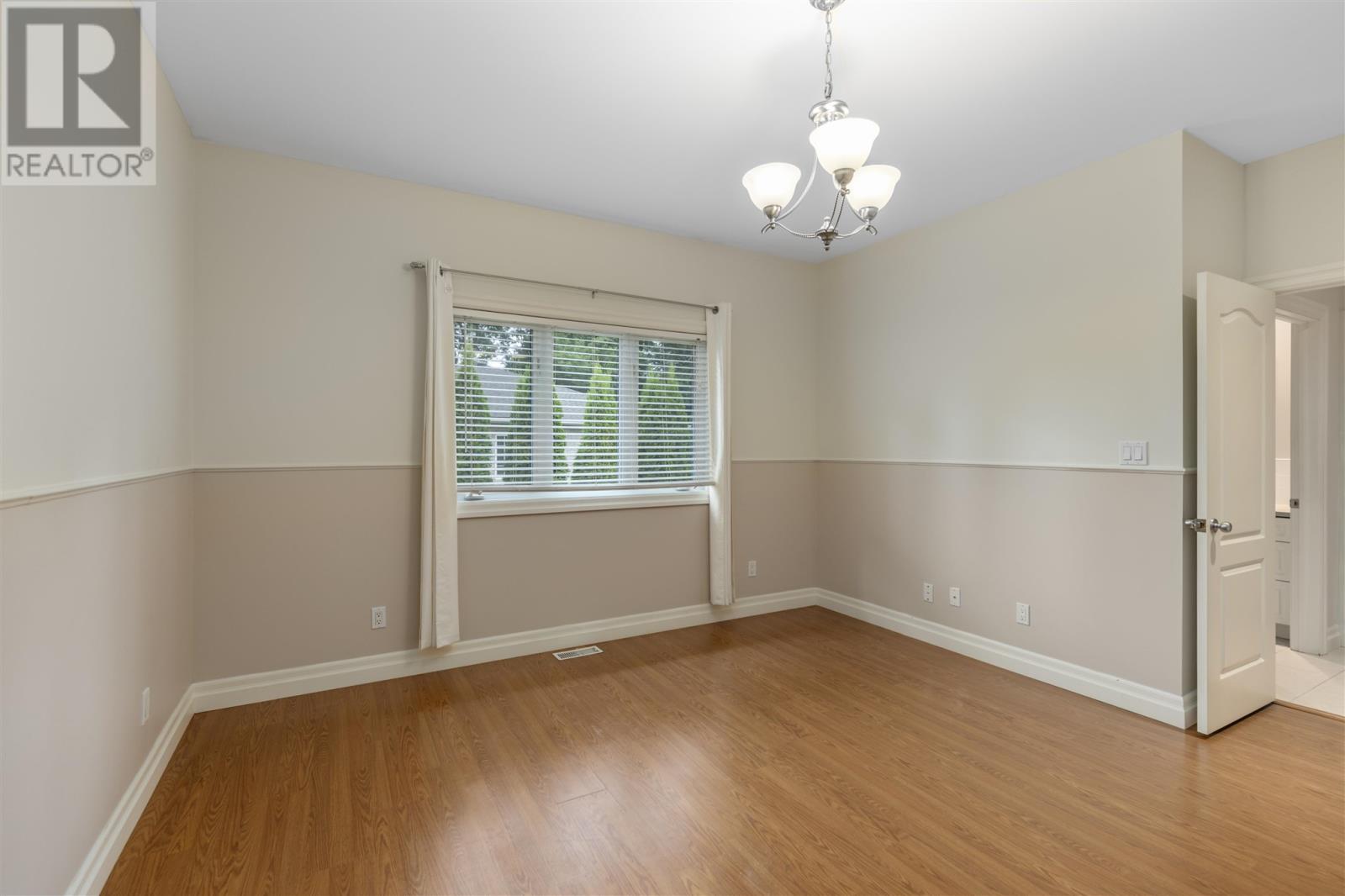 Photo 45 of 4 Parkdale Dr, Sault Ste Marie ON