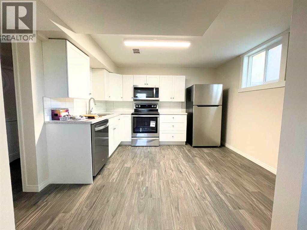 Photo 35 of 3418 49 Avenue, Red Deer AB