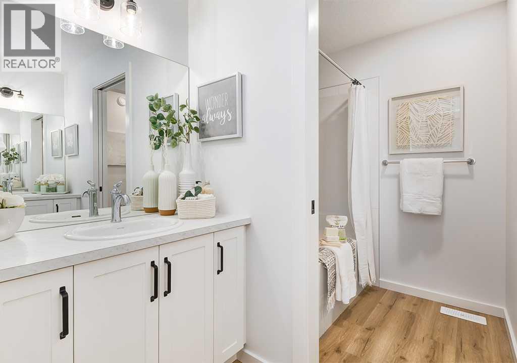 Single Family House for Sale in  Walgrove Bay SE Walden Calgary 