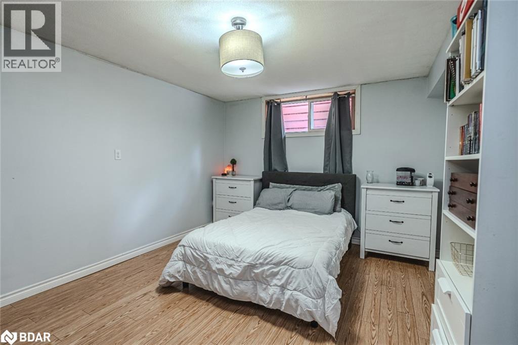 Photo 5 of 250 Sunnybrae Avenue, Innisfil ON