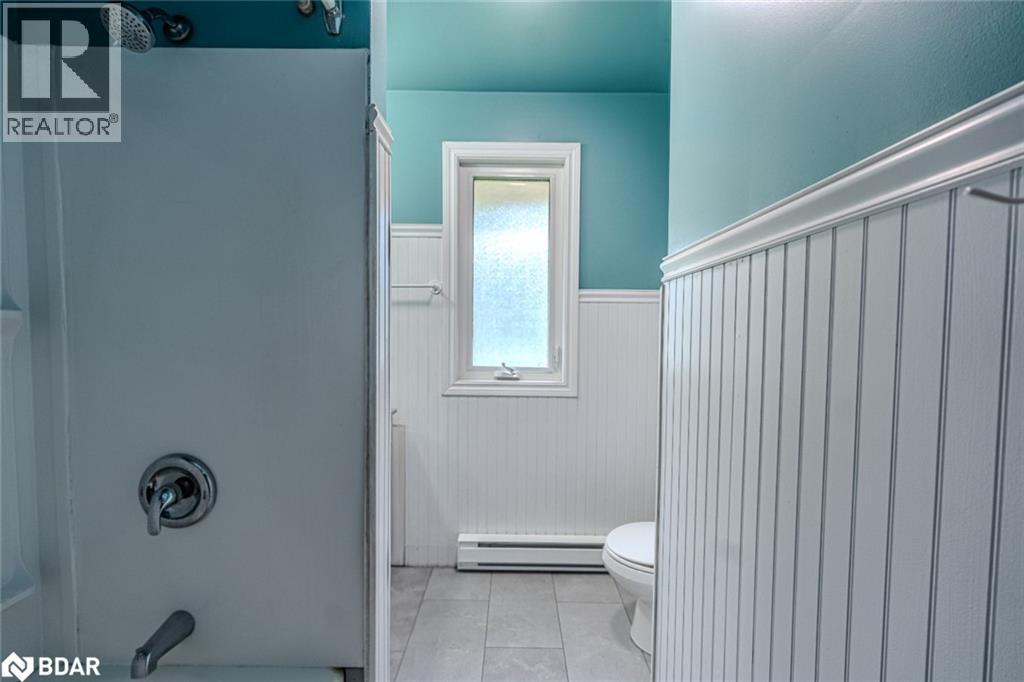 Photo 3 of 250 Sunnybrae Avenue, Innisfil ON