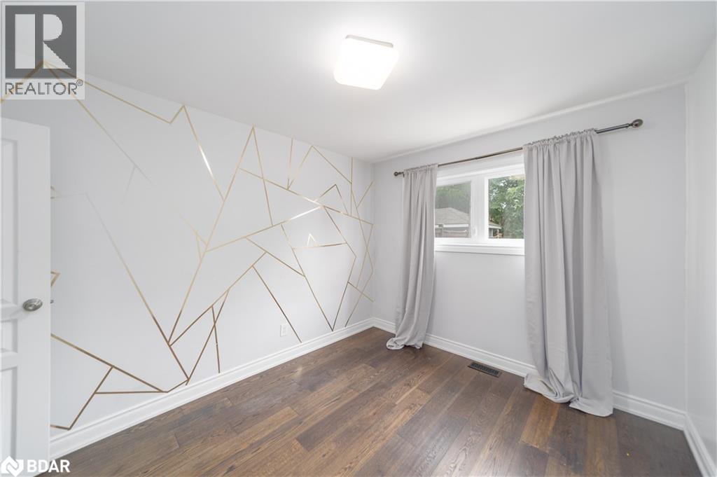 Photo 12 of 57 Plunkett Road, Toronto ON