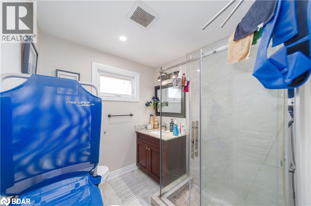 Photo 23 of 57 Plunkett Road, Toronto ON