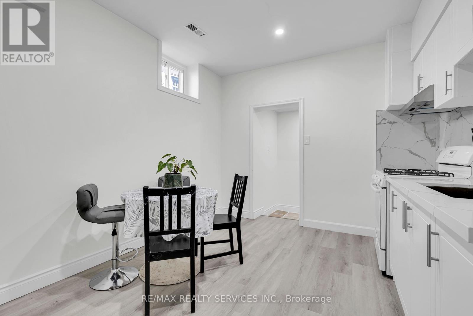 Photo 21 of 67 Northover Street, Toronto ON