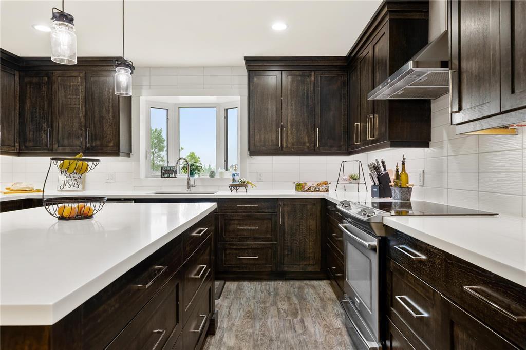 Photo 5 of 344 Bush Farm Road, Steinbach MB