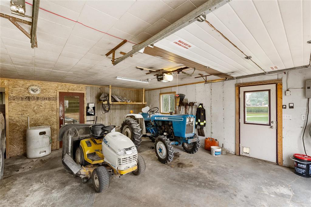 Photo 44 of 344 Bush Farm Road, Steinbach MB