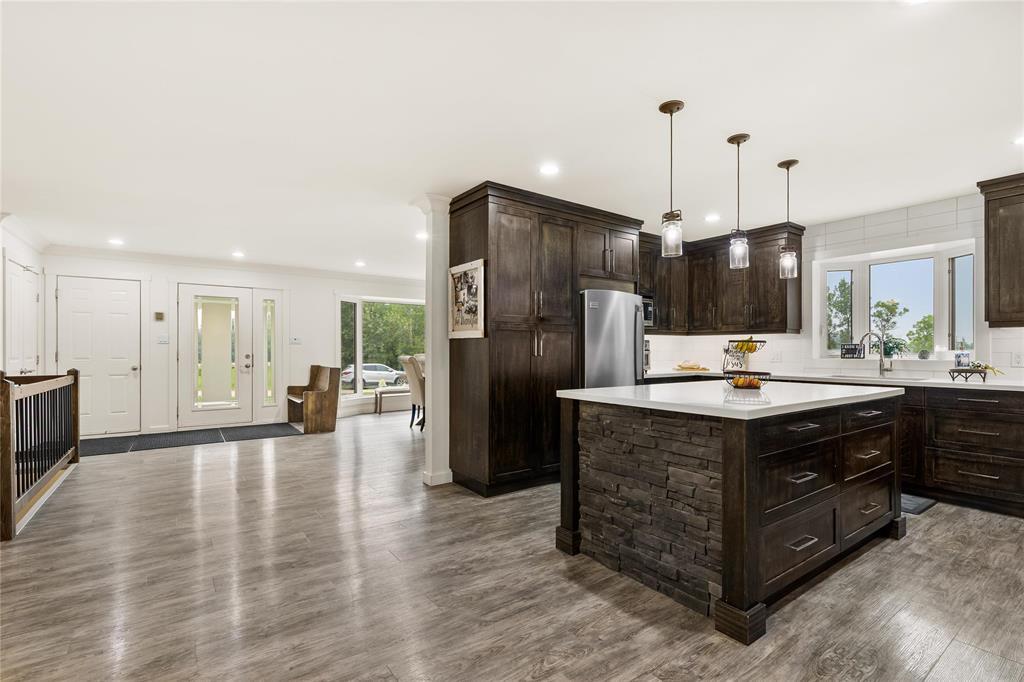 Photo 7 of 344 Bush Farm Road, Steinbach MB