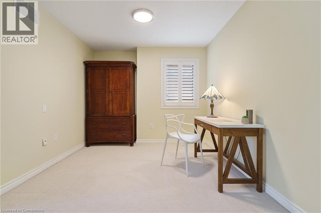 Photo 15 of 2626 Armour Crescent, Burlington ON