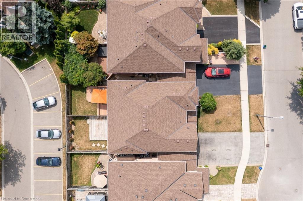 Photo 33 of 2626 Armour Crescent, Burlington ON