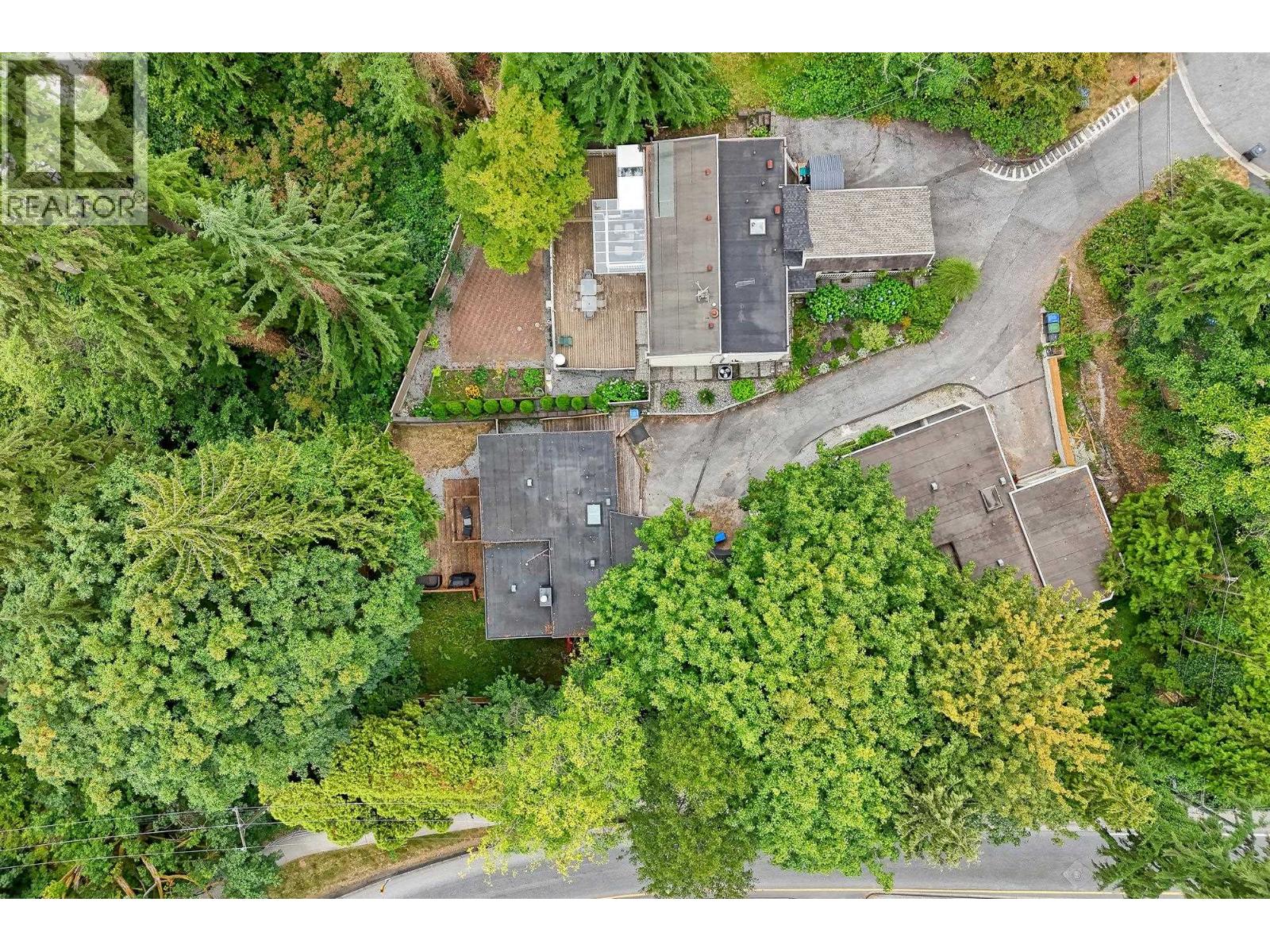 Photo 29 of 17 Mount Royal Drive, Port Moody BC