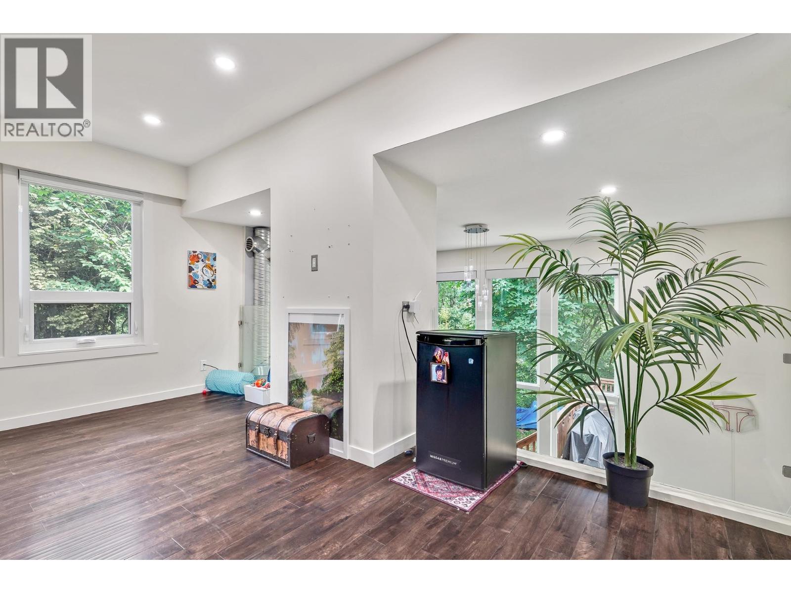 Photo 26 of 17 Mount Royal Drive, Port Moody BC
